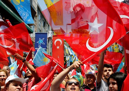 نائب عربي يتحدى الكنيست ويهنئ أردوغان