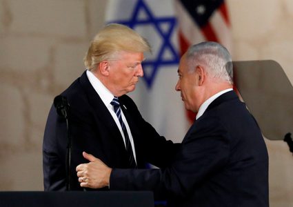 "هآرتس": تفاصيل خطة ترامب لا تستوفي الحد الأدنى من الشروط الفلسطينية