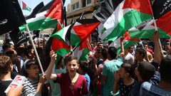 مسيرة جماهيرية دعما للرئيس ورفضا لـ"صفقة القرن"