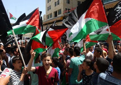 مسيرة جماهيرية دعما للرئيس ورفضا لـ"صفقة القرن"