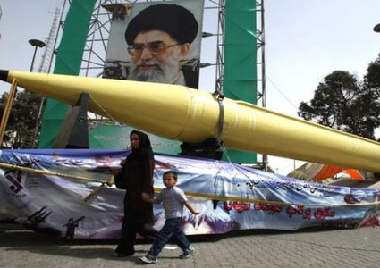 إيران تبعث رسالة تهديد غير مسبوقة إلى السعودية