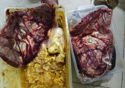 لجنة تنظيم السوق تغلق مطعماً في أريحا (صور)