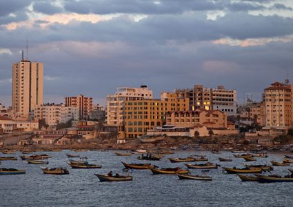 محللون لـ"النجاح": إغراق غزة بوعود "التسهيلات" حرق للمرحلة