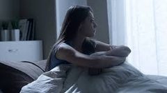 الاستيقاظ المنتظم من النوم ليلا يعرض حياتك للخطر!