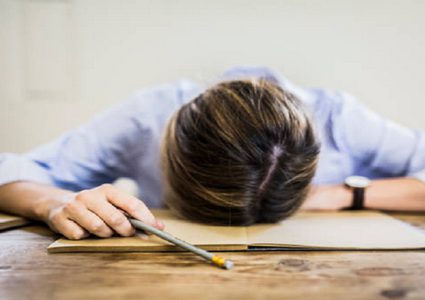 خطر يحدق بالنساء اللواتي يعانين من اضطرابات النوم!