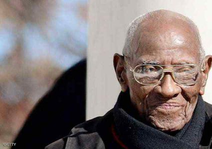 الحساب البنكي لأكبر معمّر أميركي يتعرَّض للسرقة