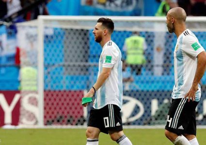 بدء مسلسل الاعتزال بعد خروج الأرجنتين