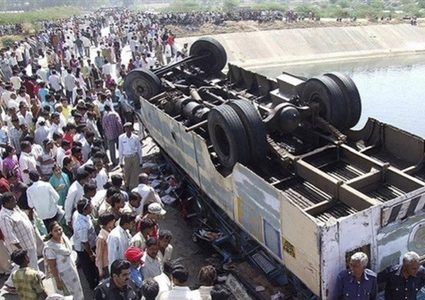 مصرع 44 شخصاً في حادث حافلة شمال الهند