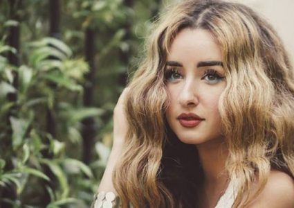 هنا الزاهد برسالة حادة بعد طلاق والدتها من طلعت زكريا