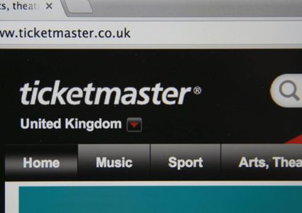 اختراق موقع لبيع تذاكر.. وتسريب بيانات آلاف المستخدمين