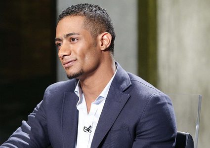 محمد رمضان يفجّر مفاجأة حول إهانة عادل إمام له