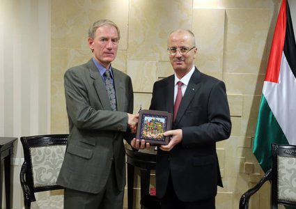 الحمد الله يستقبل ممثل ألمانيا لمناسبة انتهاء مهامه الرسمية