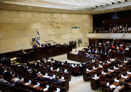 الخارجية: الاحتلال يشرعن سرقة الأموال الفلسطينية تحت ذرائع واهية