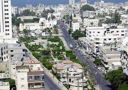 إذاعة إسرائيلية: إقبال كبير على الهجرة من قطاع غزة