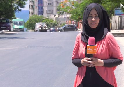 تسهيلات اقتصادية وانسانية تقدم لقطاع غزة تخفي وراءها نوايا سياسية (فيديو)
