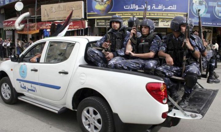 نابلس: القبض على متهم بالنصب بمبلغ مليون ونصف شيكل