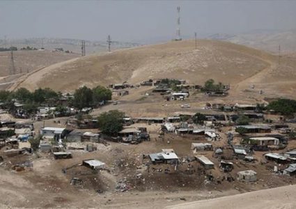 الرئيس يستنكر اعتداءات الاحتلال على المواطنين في الخان الأحمر