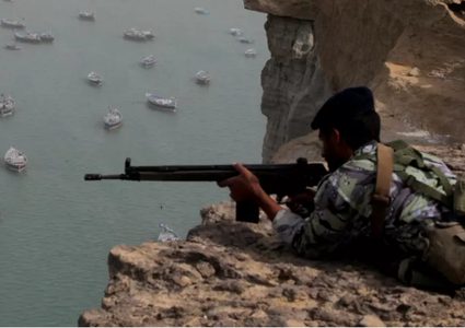 إيران تهدد بإغلاق مضيق هرمز أمام حركة النفط