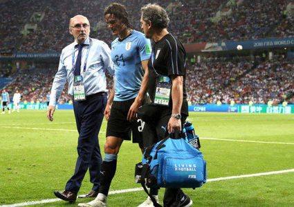 هل سيغيب كافاني عن مواجهة فرنسا ؟