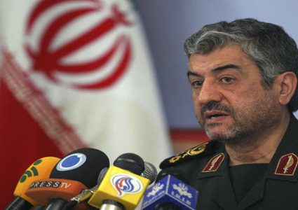 إيران: إما أن يستخدم الجميع مضيق هرمز أو لا أحد