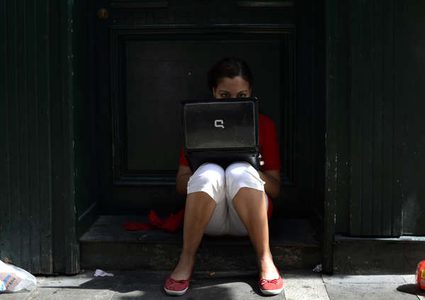 انتحار فتاة لبنانية بسبب "لعبة مريم"