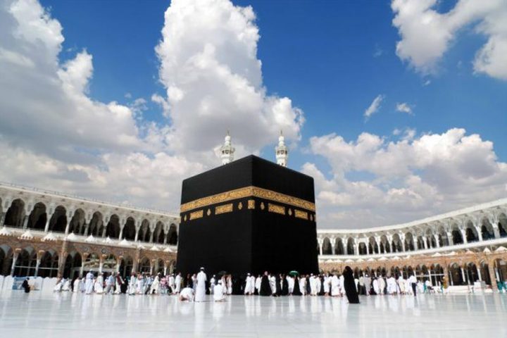 تونس تَردُّ على دعوة إلغاء الحج لهذا العام