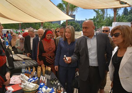 مقدسيات في ضيافة نابلس