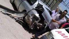 اصابات بحادث سير نتيجة اصطدام مركبتين(صور)
