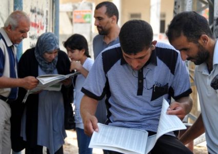 التربية تعلن النتائج والوزير صيدم يهاتف أوائل الفروع