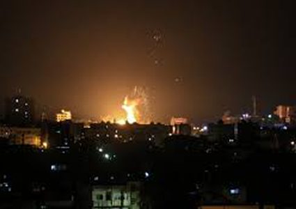 قائد عدوان 2014: لا تهاجموا غزة ولكن..