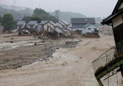 ارتفاع حصيلة ضحايا الأمطار باليابان إلى (100) قتيل