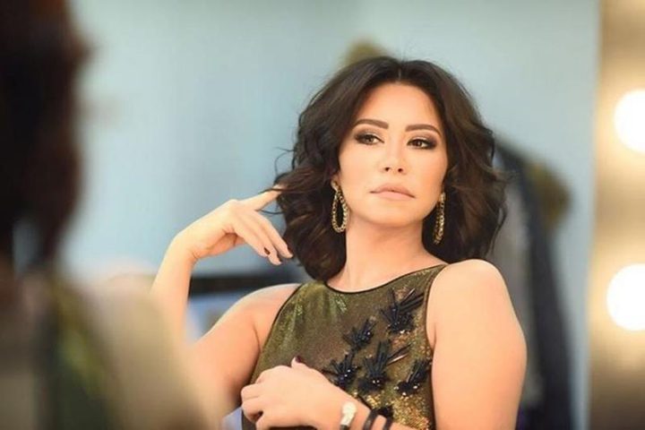 طفل يثير ضجة عبر السوشيال ميديا حول شيرين عبدالوهاب.. هل هو ابنها؟!