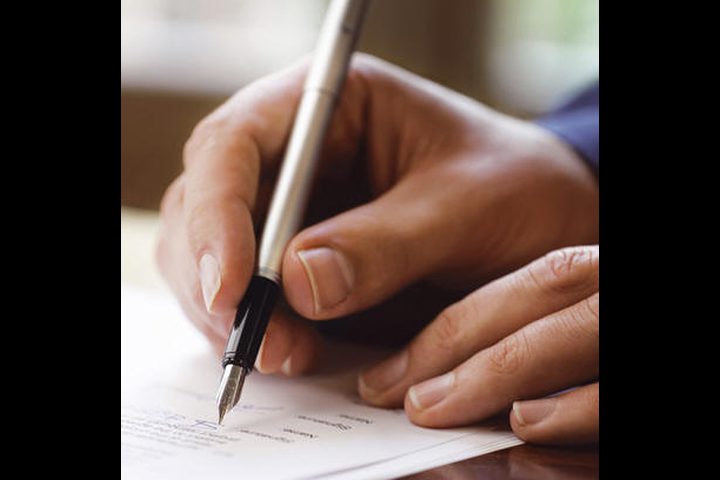 وزارة الاتصالات وPalPay توقعان اتفاقية تقديم خدمات الدفع الإلكتروني في البريد