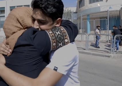 بالفيديو.. فرحة المقدسية هنادي أبو رموز من بيت حنينا بتفوق نجلها في الثانوية العامة