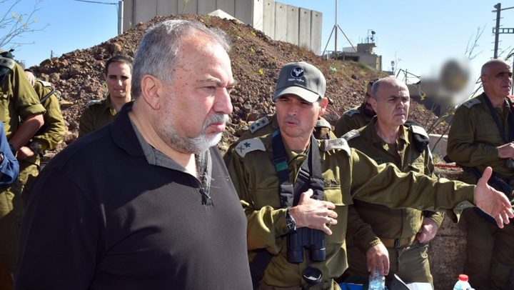 ليبرمان يهدد الجنود السوريين