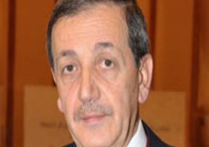 ترامب يكسب حروبه مع أوروبا وبكين وموسكو؟