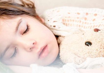 التدخين السلبي يسبب شخير الأطفال