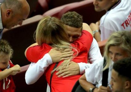 حسرة الهزيمة وزوجات لاعبي المنتخب الإنجليزي