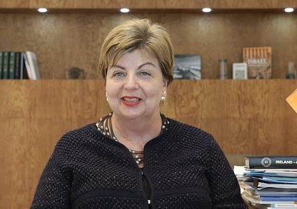 اسرائيل تستدعي سفيرة إيرلندا