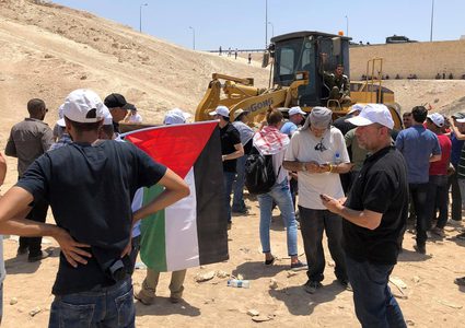 فتح تدعو للتواجد بشكل دائم في الخان الأحمر