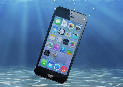 «رسالة ضوئية» تعيد هاتف آيفون من قاع البحر