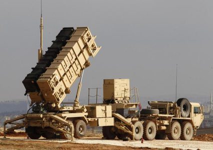 الاحتلال يطلق صاروخا على طائرة في الشمال