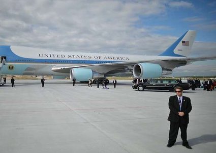 ترامب يرغب بتغيير ألوان الطائرة الرئاسية