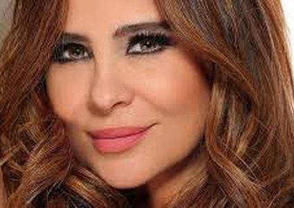 كارول سماحة تعلن انتهاء أزمة ألبوم "ذكرياتي"