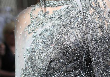 ما هو لون أحمر الشفاه الرائج للشتاء المقبل؟