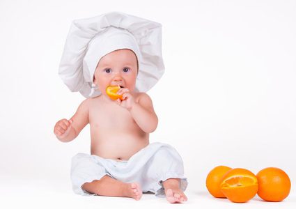 احتياطات قبل إعطاء طفلك عصير البرتقال