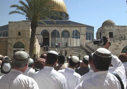 "الخارجية": مسيرة الأسوار التهويدية مخالفة للشرعية