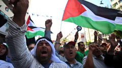 الاحتلال يتوعد مواطني الخضر بعقوبات صارمة