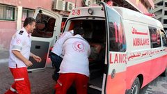 اصابة عامل بجروح خطيرة بعد سقوطه من بناية بنابلس