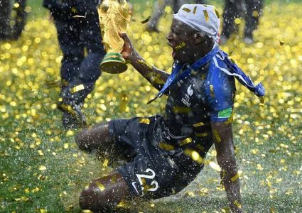 ميندي.. أكثر لاعبي العالم "حظا"